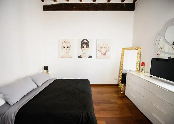 Pink House Tortellinosuite アパート モデナ